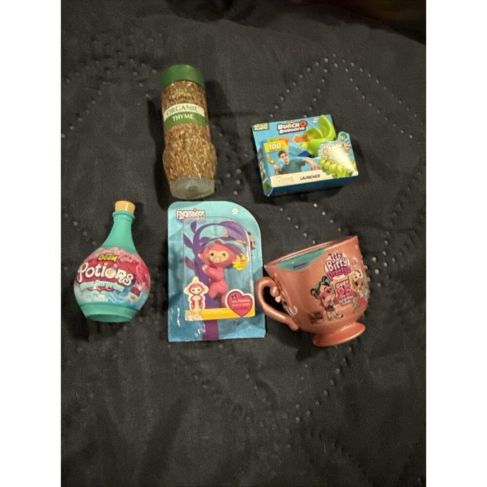 💰ZURU Mini Brands Lot Of 5 Toys Fingerling Monkey Potion Bunch O Balloons Itty